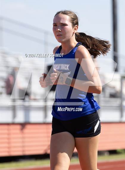 Thumbnail 2 in Weatherford Eagle Invitational (200 Meter) photogallery.