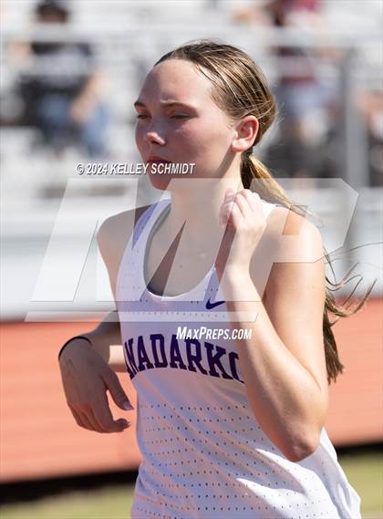 Thumbnail 2 in Weatherford Eagle Invitational (200 Meter) photogallery.