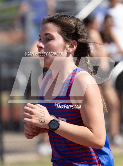 Thumbnail 1 in Weatherford Eagle Invitational (200 Meter) photogallery.