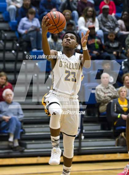 Thumbnail 3 in Belleville West @ O'Fallon photogallery.