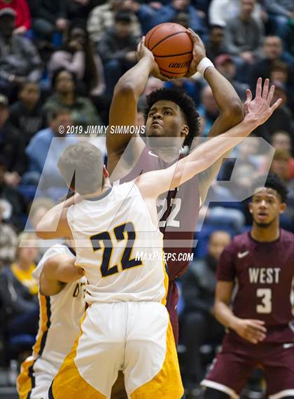 Thumbnail 1 in Belleville West @ O'Fallon photogallery.