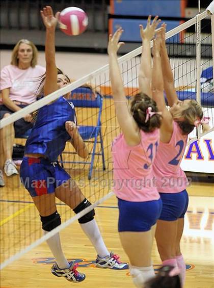 Thumbnail 1 in Pawnee @ Riverton photogallery.