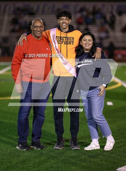 Thumbnail 1 in Osbourn @ Patriot photogallery.