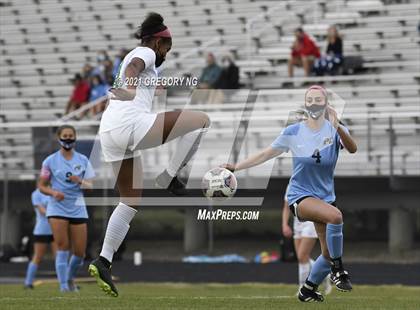 Thumbnail 1 in Cary @ Panther Creek photogallery.