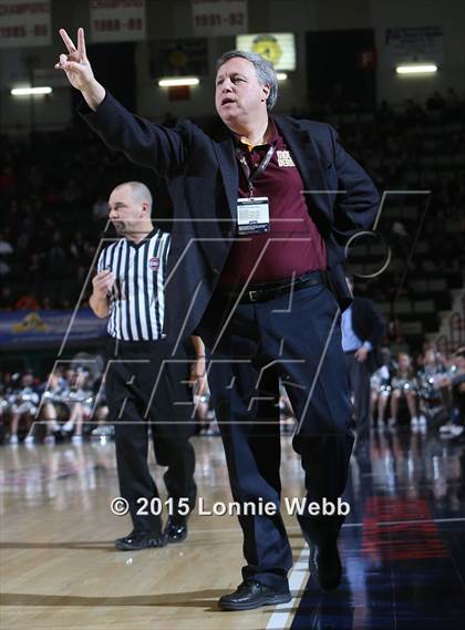 Thumbnail 2 in Mt. Vernon vs Shenendehowa (NYSPHSAA Class AA Semifinal) photogallery.