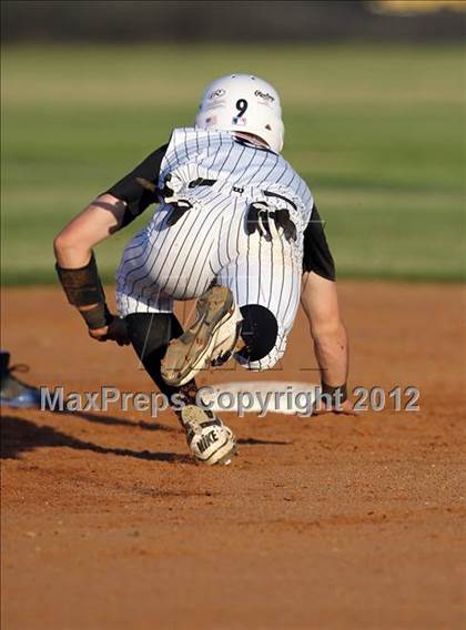 Thumbnail 3 in Rogers vs. Jarrell photogallery.