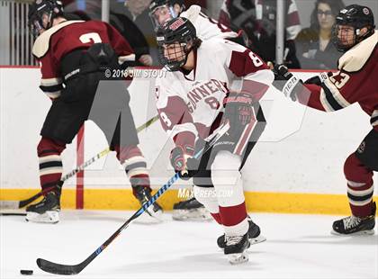 Thumbnail 3 in Loomis Chaffee vs. Gunnery (Avon Christmas Classic) photogallery.