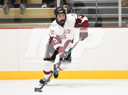 Thumbnail 2 in Loomis Chaffee vs. Gunnery (Avon Christmas Classic) photogallery.