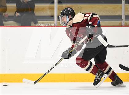 Thumbnail 1 in Loomis Chaffee vs. Gunnery (Avon Christmas Classic) photogallery.