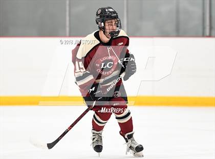 Thumbnail 2 in Loomis Chaffee vs. Gunnery (Avon Christmas Classic) photogallery.
