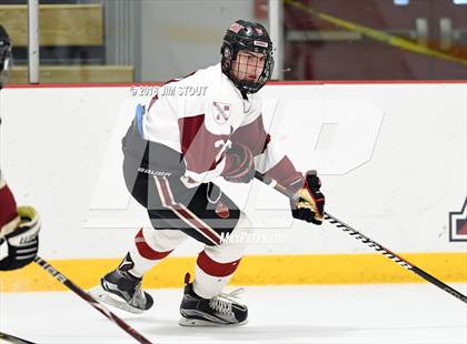 Thumbnail 2 in Loomis Chaffee vs. Gunnery (Avon Christmas Classic) photogallery.
