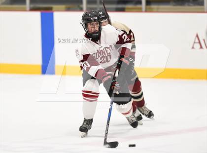 Thumbnail 1 in Loomis Chaffee vs. Gunnery (Avon Christmas Classic) photogallery.