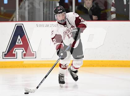 Thumbnail 3 in Loomis Chaffee vs. Gunnery (Avon Christmas Classic) photogallery.