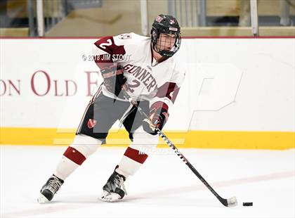 Thumbnail 1 in Loomis Chaffee vs. Gunnery (Avon Christmas Classic) photogallery.