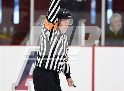 Thumbnail 2 in Loomis Chaffee vs. Gunnery (Avon Christmas Classic) photogallery.