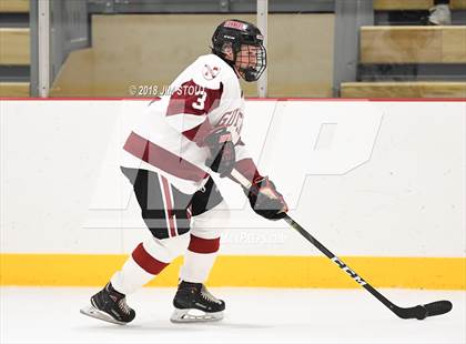 Thumbnail 3 in Loomis Chaffee vs. Gunnery (Avon Christmas Classic) photogallery.