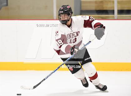 Thumbnail 2 in Loomis Chaffee vs. Gunnery (Avon Christmas Classic) photogallery.