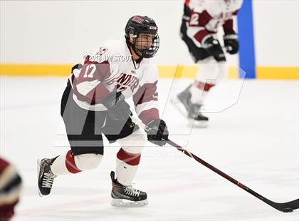 Thumbnail 3 in Loomis Chaffee vs. Gunnery (Avon Christmas Classic) photogallery.
