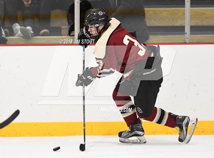 Thumbnail 3 in Loomis Chaffee vs. Gunnery (Avon Christmas Classic) photogallery.