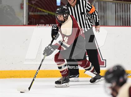 Thumbnail 2 in Loomis Chaffee vs. Gunnery (Avon Christmas Classic) photogallery.