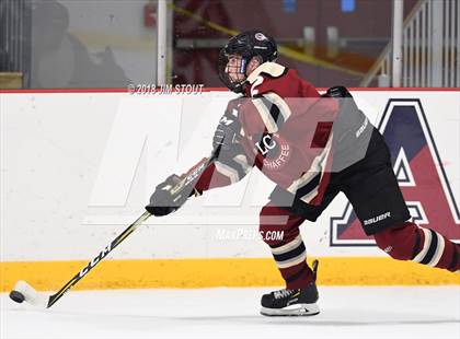 Thumbnail 3 in Loomis Chaffee vs. Gunnery (Avon Christmas Classic) photogallery.