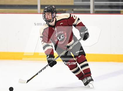 Thumbnail 3 in Loomis Chaffee vs. Gunnery (Avon Christmas Classic) photogallery.