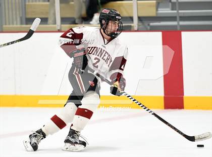 Thumbnail 3 in Loomis Chaffee vs. Gunnery (Avon Christmas Classic) photogallery.