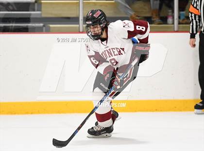 Thumbnail 3 in Loomis Chaffee vs. Gunnery (Avon Christmas Classic) photogallery.