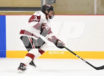 Thumbnail 2 in Loomis Chaffee vs. Gunnery (Avon Christmas Classic) photogallery.