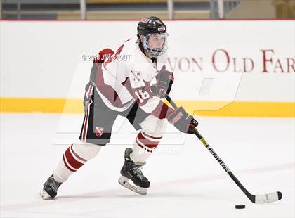 Thumbnail 2 in Loomis Chaffee vs. Gunnery (Avon Christmas Classic) photogallery.