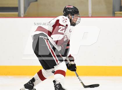 Thumbnail 3 in Loomis Chaffee vs. Gunnery (Avon Christmas Classic) photogallery.