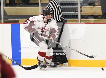 Thumbnail 3 in Loomis Chaffee vs. Gunnery (Avon Christmas Classic) photogallery.