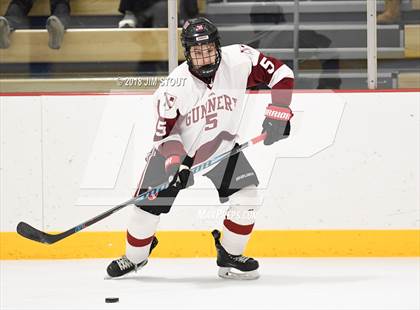 Thumbnail 3 in Loomis Chaffee vs. Gunnery (Avon Christmas Classic) photogallery.