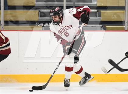 Thumbnail 3 in Loomis Chaffee vs. Gunnery (Avon Christmas Classic) photogallery.