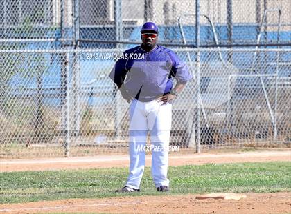 Thumbnail 3 in Lynwood vs. Dominguez photogallery.