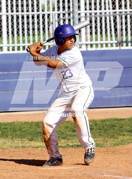 Thumbnail 3 in Lynwood vs. Dominguez photogallery.