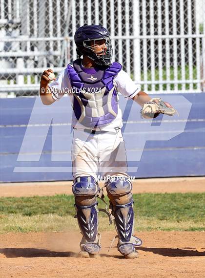Thumbnail 2 in Lynwood vs. Dominguez photogallery.