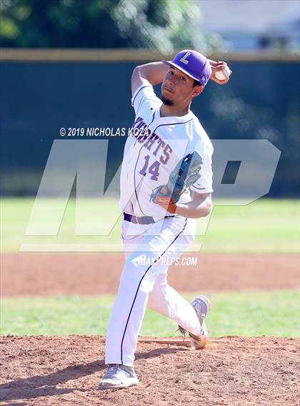 Thumbnail 2 in Lynwood vs. Dominguez photogallery.