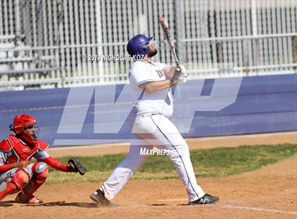 Thumbnail 2 in Lynwood vs. Dominguez photogallery.