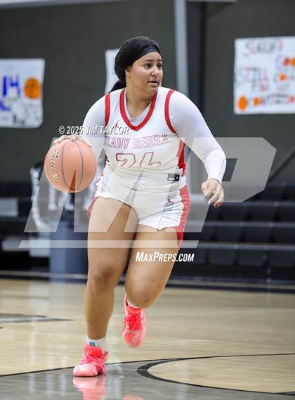 Thumbnail 2 in Sam Rayburn vs North Hopkins (Jackrabbit Jam) photogallery.