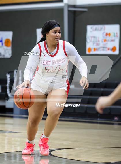 Thumbnail 3 in Sam Rayburn vs North Hopkins (Jackrabbit Jam) photogallery.