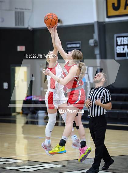 Thumbnail 2 in Sam Rayburn vs North Hopkins (Jackrabbit Jam) photogallery.