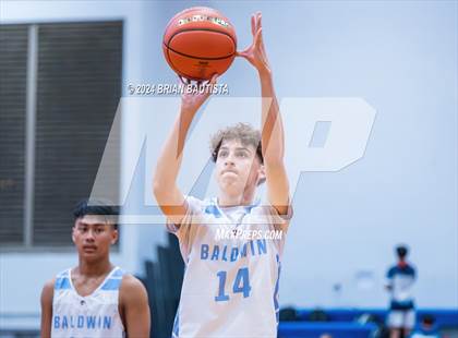 Thumbnail 1 in Baldwin vs. Kalaheo (HHSAA Division 1 Quarterfinal) photogallery.