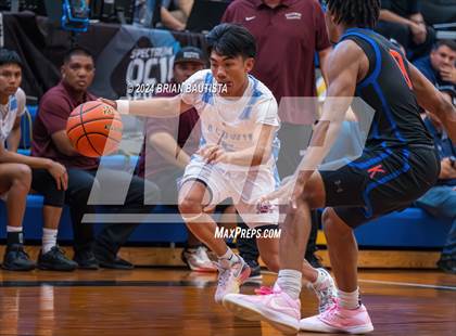 Thumbnail 3 in Baldwin vs. Kalaheo (HHSAA Division 1 Quarterfinal) photogallery.