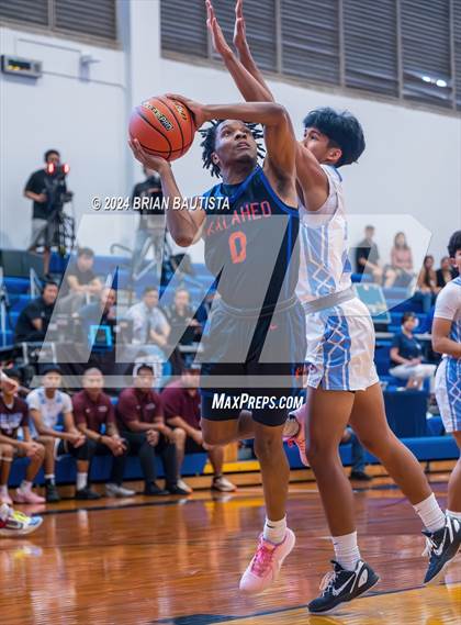 Thumbnail 2 in Baldwin vs. Kalaheo (HHSAA Division 1 Quarterfinal) photogallery.