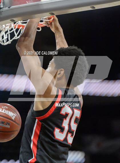 Thumbnail 2 in Churchill vs Warren (Spurs High School Showcase) photogallery.