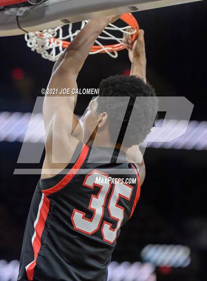 Thumbnail 3 in Churchill vs Warren (Spurs High School Showcase) photogallery.