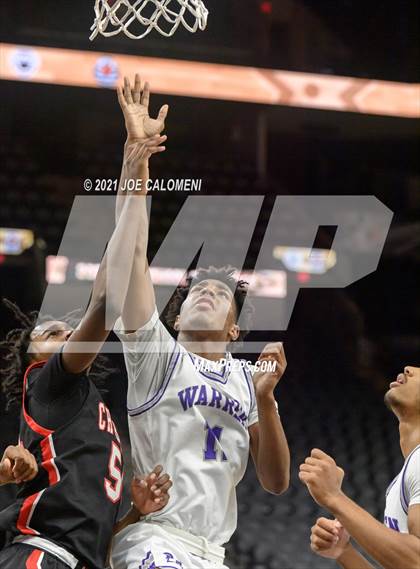 Thumbnail 1 in Churchill vs Warren (Spurs High School Showcase) photogallery.