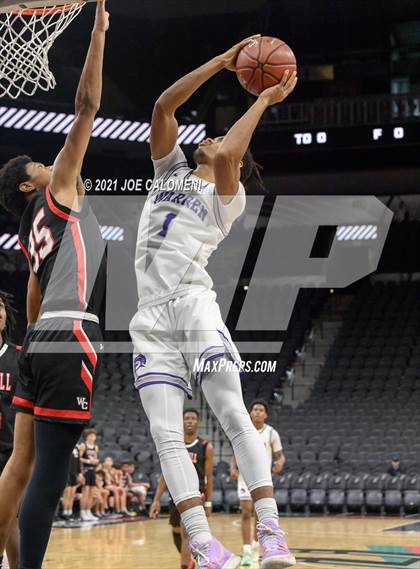 Thumbnail 3 in Churchill vs Warren (Spurs High School Showcase) photogallery.