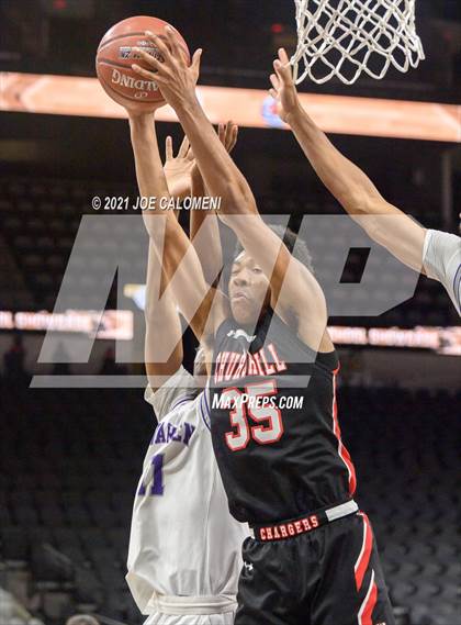 Thumbnail 3 in Churchill vs Warren (Spurs High School Showcase) photogallery.
